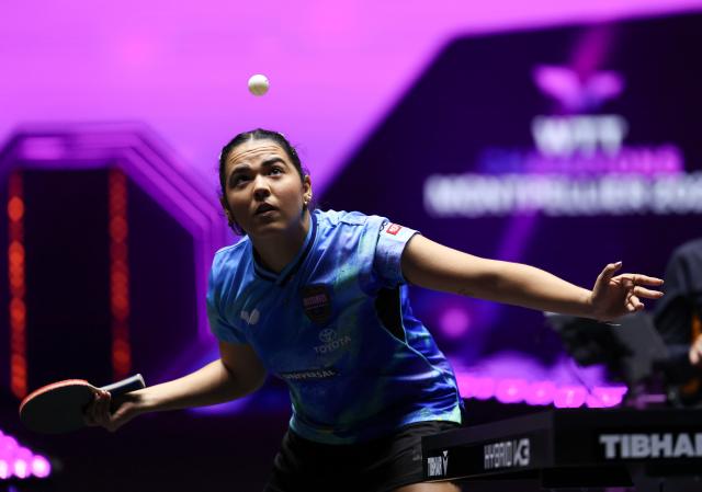 (261031) -- MONTPELLIER, Oct. 31, 2026 (Xinhua) -- Adriana Diaz of Puerto Rico serves during the women's singles round of 16 match between Kuai Man of China and Adriana Diaz of Puerto Rico at the WTT Champions Montpellier 2026 in Montpellier, France, on Oct. 30, 2026. (Xinhua/Wu Huiwo)
