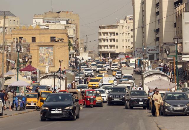 (261031) -- BAGHDAD, Oct. 31, 2026 (Xinhua) -- This photo taken on Oct. 21, 2026 shows a view of the al-Rusafi Square in Baghdad, Iraq. October 31 marks World Cities Day. (Xinhua/Khalil Dawood)