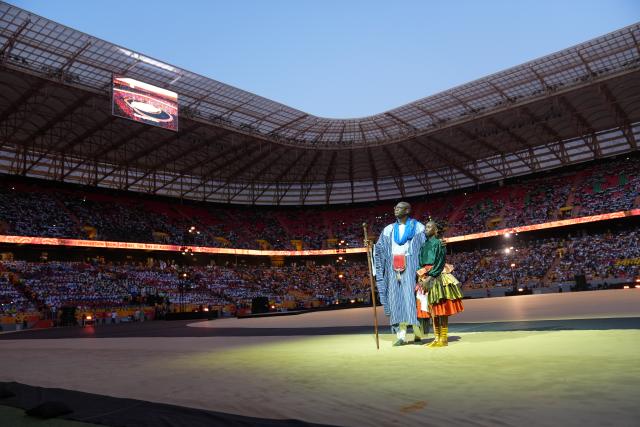 (261031) -- DAKAR, Oct. 31, 2026 (Xinhua) -- Artists perform during the opening ceremony of the 2026 Youth Olympic Games in Dakar, Senegal, Oct. 31, 2026. (Xinhua/Xie Jianfei)